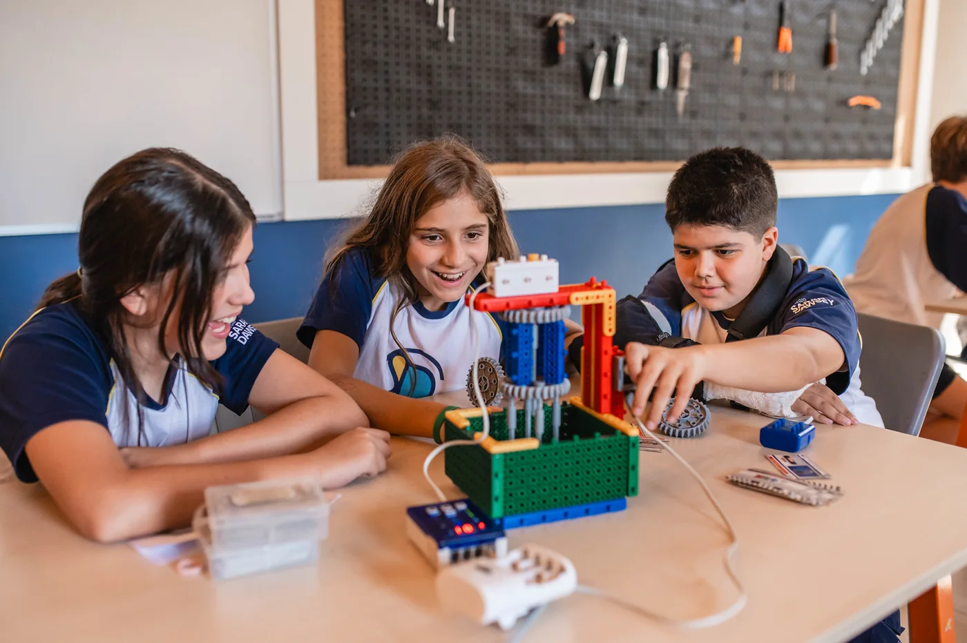 Alunos dos Anos Iniciais em atividade pedagógica